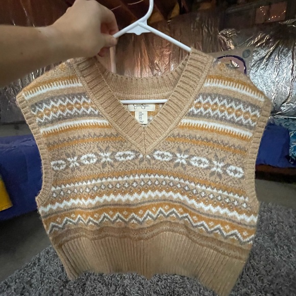 Beige Knit Sweater Vest - Picture 1 of 3